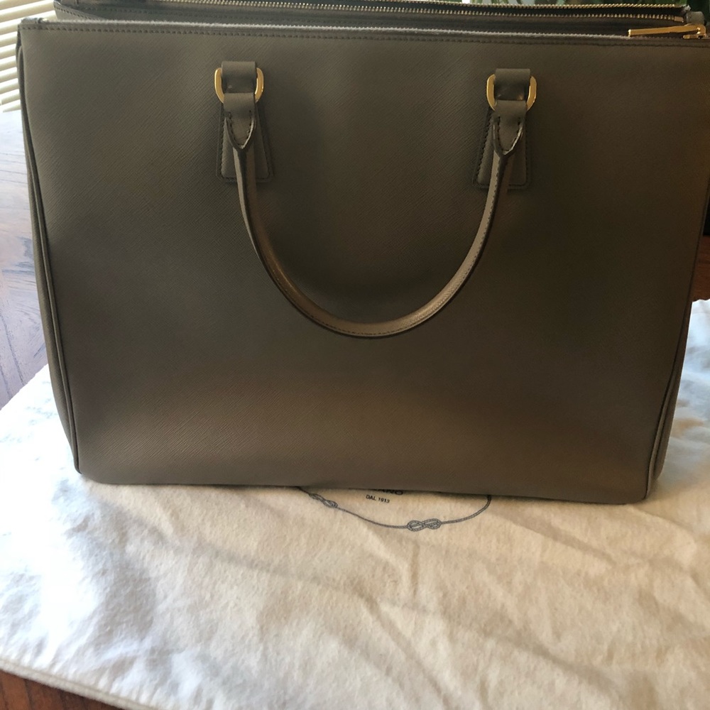 Prada Saffiano Lux Double Zip Bag - Picture 5 of 8